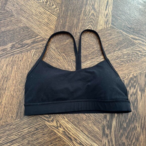 Lululemon Flow Y Bra Nulu Light Support Black sports bra size 6 - Picture 1 of 3